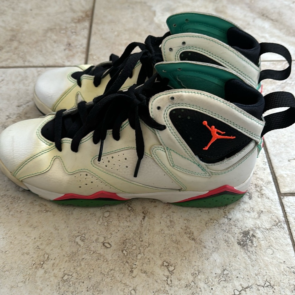 Nike retro